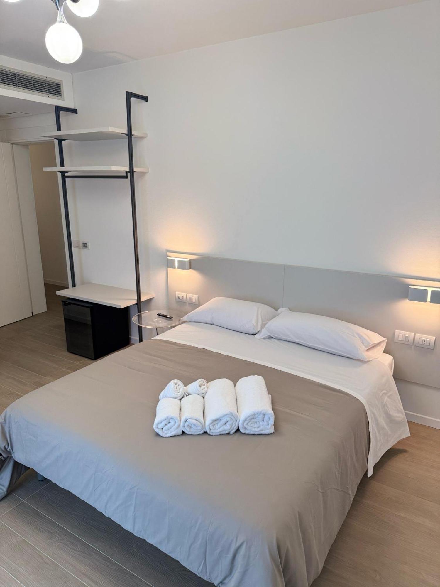 Hotel Villa Mary Santa Maria Di Sala Exteriér fotografie