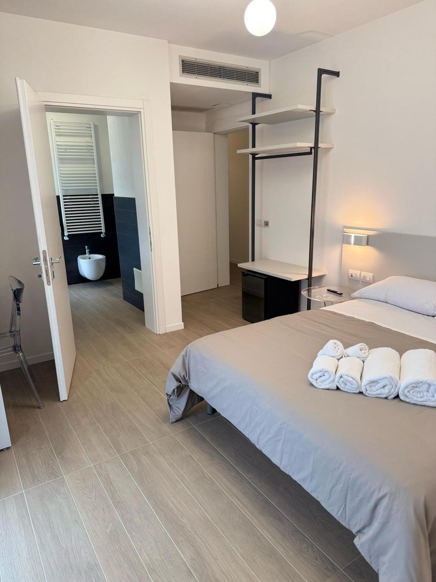 Hotel Villa Mary Santa Maria Di Sala Exteriér fotografie