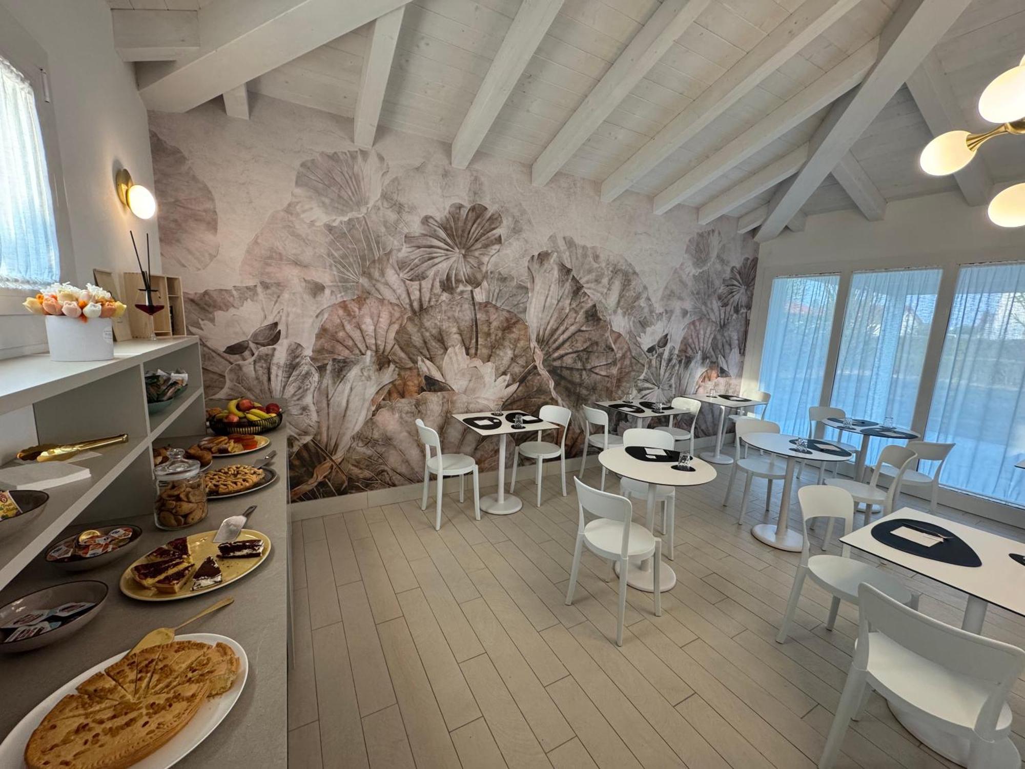 Hotel Villa Mary Santa Maria Di Sala Exteriér fotografie